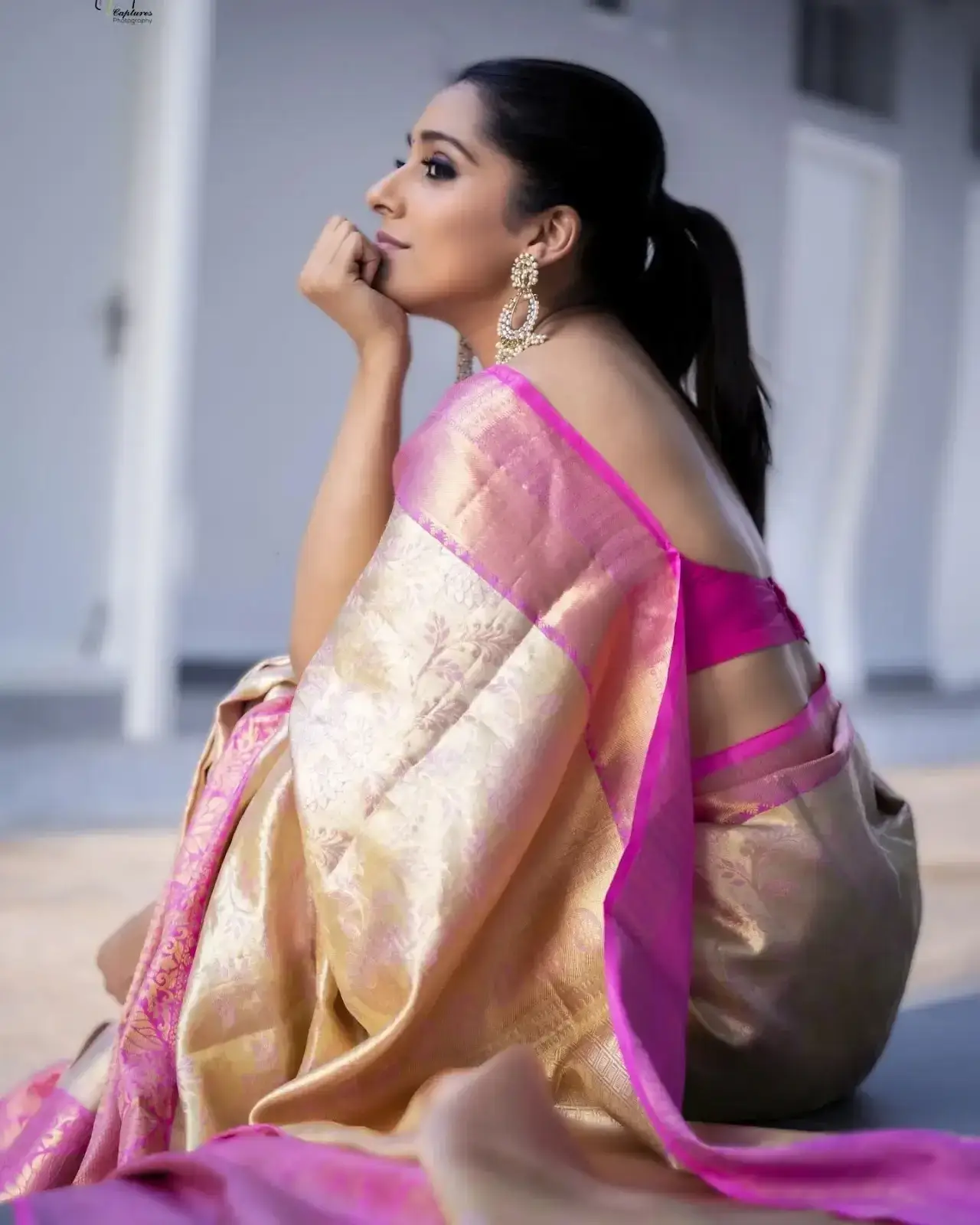 INDIAN TV ACTRESS RASHMI GAUTAM IN YELLOW PATTU SAREE 10